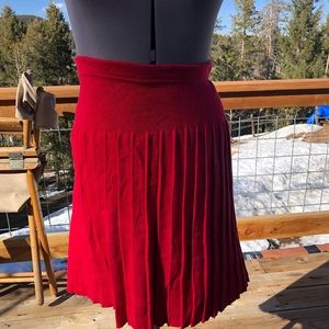 Joan vas’s pleated skirt